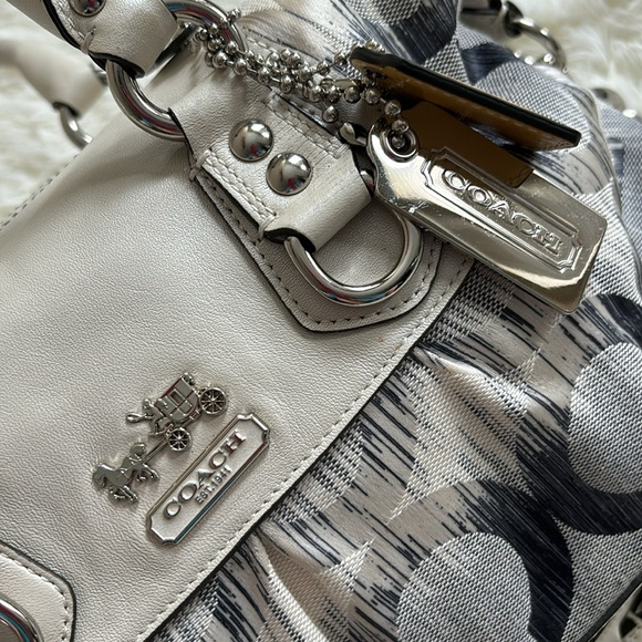 Coach Madison Sabrina Satchel - Picture 3 of 6